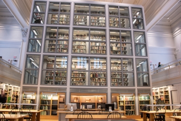 Rauner Library Background picture