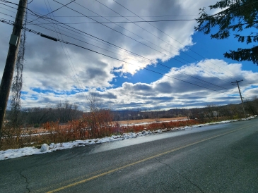 Vermont road and sky 