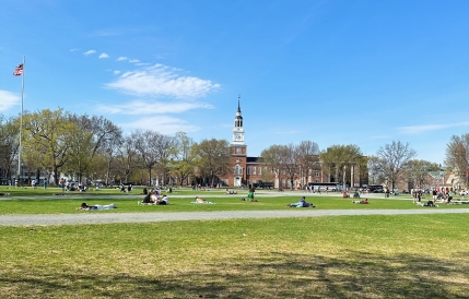 A warm Spring sunny day on the Green!