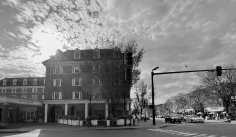 A black-and-white 0.5 picture of Pine and the Hanover Inn.