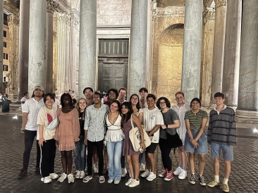 FIRE group photo in Italy