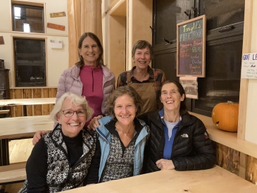 '76s, the first class of Dartmouth women '76s, the first class of Dartmouth women