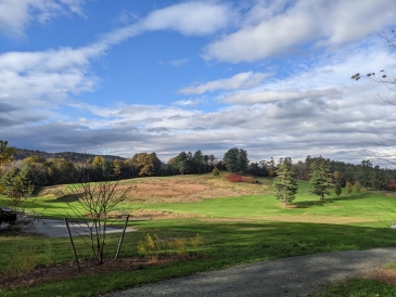 View of the Hanover country club during foliage season