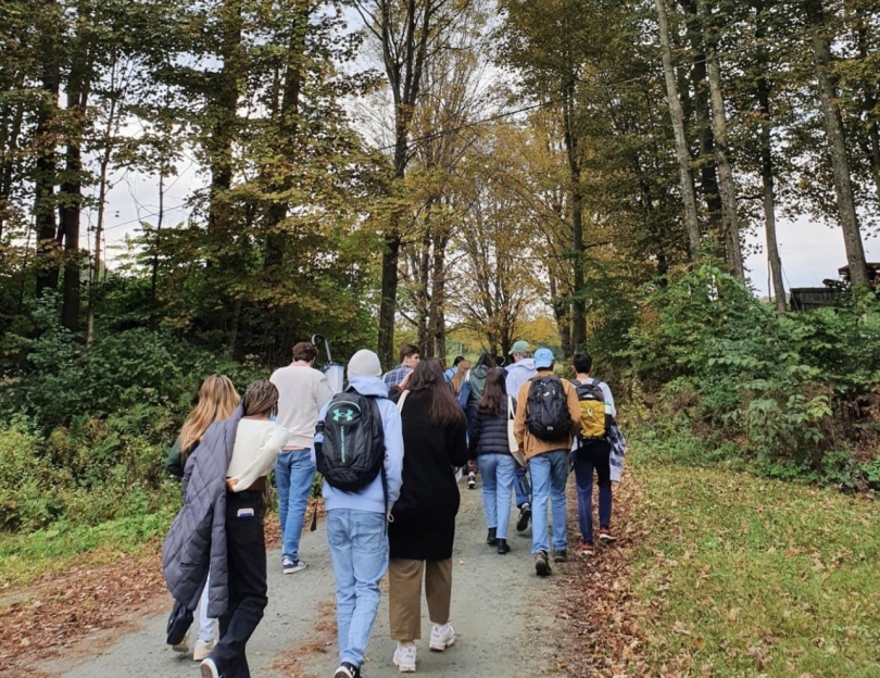 A group of Dartmouth students at Riverview Farm