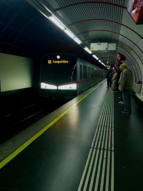 Ubahn Metro Vienna
