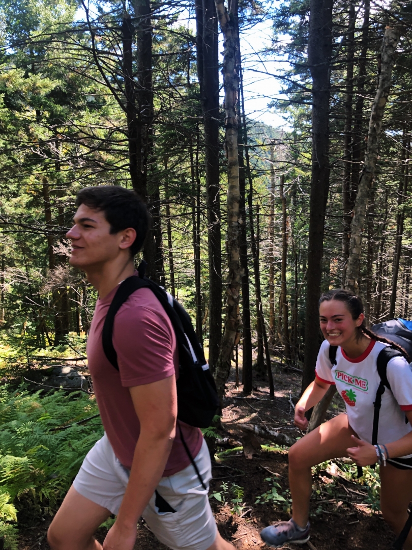 Ari and Meggie hike up Mt. Ascutney.