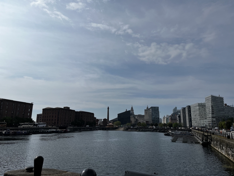 an image of the coast of Liverpool, England