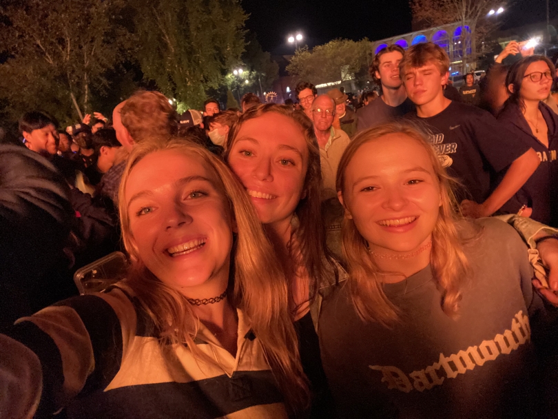 blog_4032x3024_FriendsAtBonfire