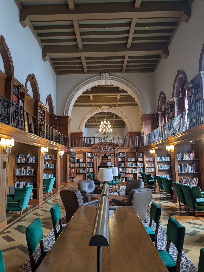 Picture of Baker-Berry tower room