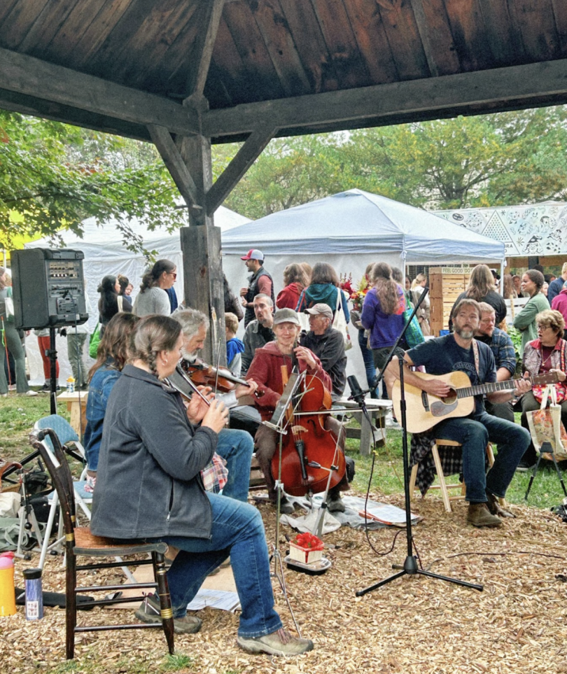 live band performance at the farmers market