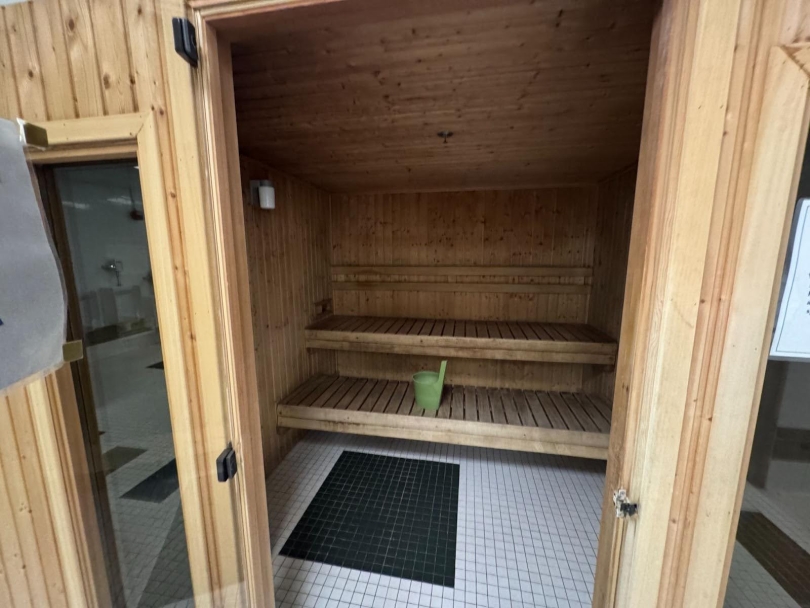 A picture of the Dartmouth Alumni Gym Wet Sauna