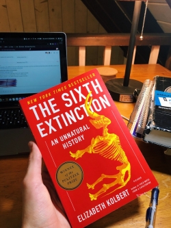 The cover of "The Sixth Extinction"