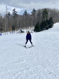 Me skiing