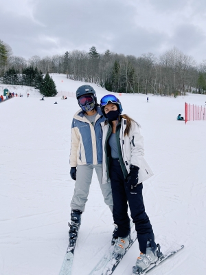 sydney wuu skiing