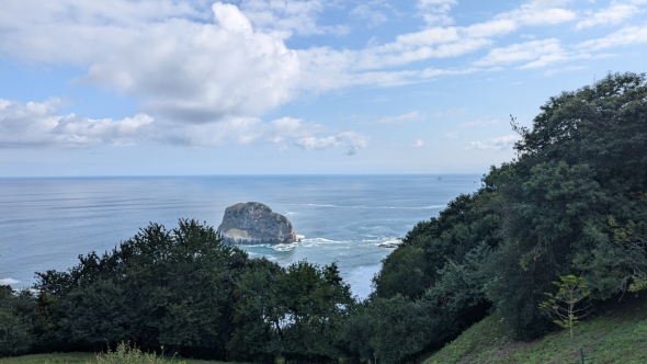 This is a well known location close to Bilbao on the side of the ocean that has a magnificent wall and many stairs.