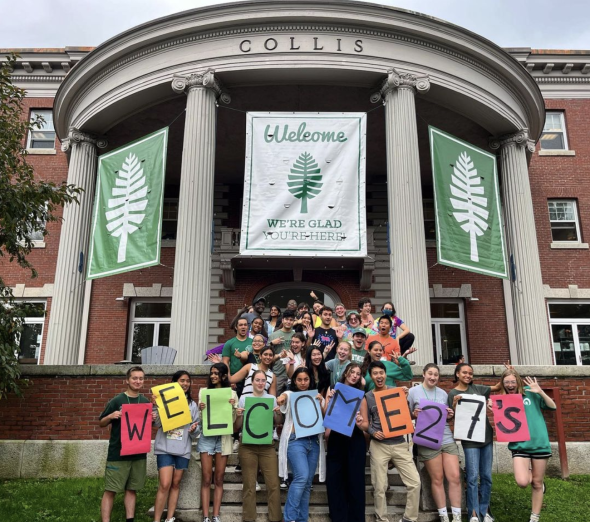 The orientation leaders in front of Collis.